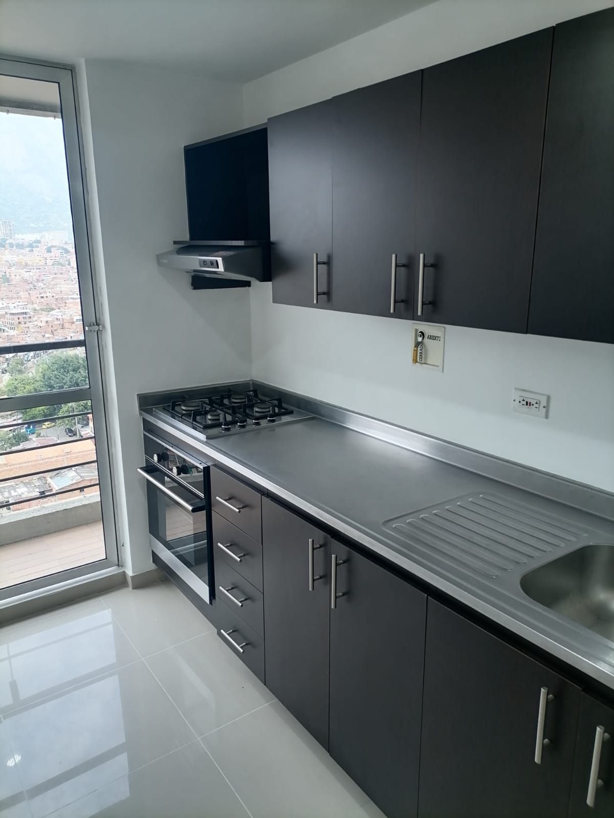 Apartamento en arriendo Antioquia Bello Panamericano 55 m2 Habitaciones 3 Baños 2 Garajes 1 Precio $1800000