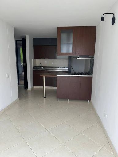 Apartamento en arriendo Antioquia Medellín La Candelaria 65 m2 Habitaciones 3 Baños 2 Garajes 1 Precio $2250000