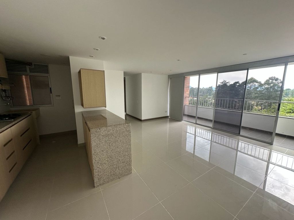 Apartamento en arriendo Antioquia Rionegro Centro 74 m2 Habitaciones 3 Baños 2 Garajes 1 Precio $2700000