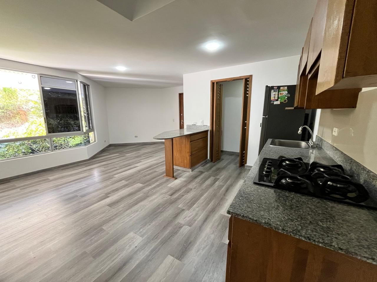 Apartamento en arriendo Antioquia Sabaneta Betania 70 m2 Habitaciones 2 Baños 2 Garajes 0 Precio $2800000