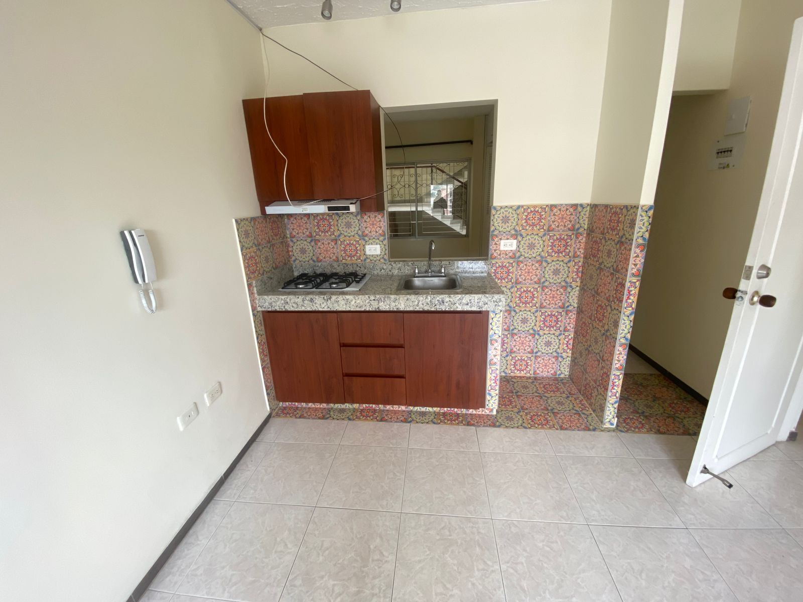 Apartamento en arriendo Valle Del Cauca Cali Miraflores 40 m2 Habitaciones 1 Baños 1 Garajes 1 Precio $1000000