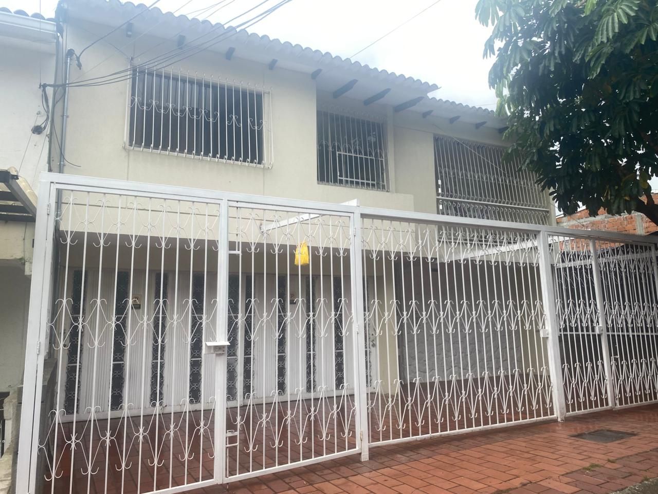 Apartamento en arriendo Valle Del Cauca Cali Miraflores 55 m2 Habitaciones 2 Baños 1 Garajes 1 Precio $1600000