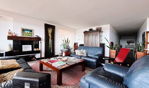 Apartamento en arriendo Cundinamarca Bogotá Los Rosales 253 m2 Habitaciones 3 Baños 3 Garajes 2 Precio $12083000