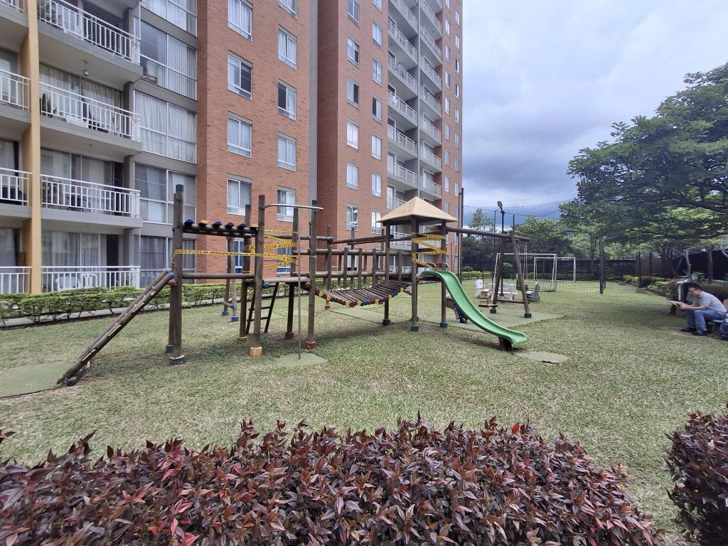 Apartamento en venta Valle Del Cauca Cali Conjunto Residencial Alameda Central 75 m2 Habitaciones 3 Baños 2 Garajes 0 Precio $310000000