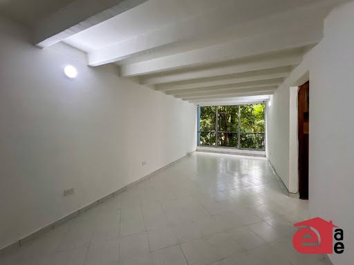 Apartamento en arriendo Antioquia Envigado Las Flores 75 m2 Habitaciones 3 Baños 2 Garajes 1 Precio $2300000