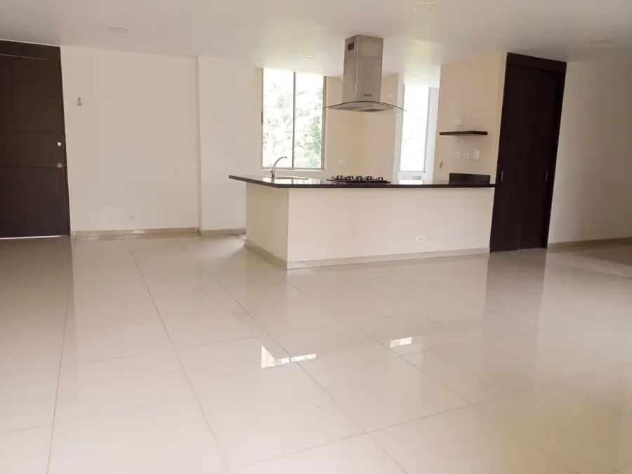 Apartamento en venta Antioquia Medellín Castropol 126 m2 Habitaciones 3 Baños 3 Garajes 2 Precio $600000000
