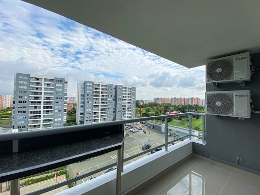 Apartamento en arriendo Valle Del Cauca Cali Ciudad Real 110 m2 Habitaciones 3 Baños 3 Garajes 2 Precio $2900000