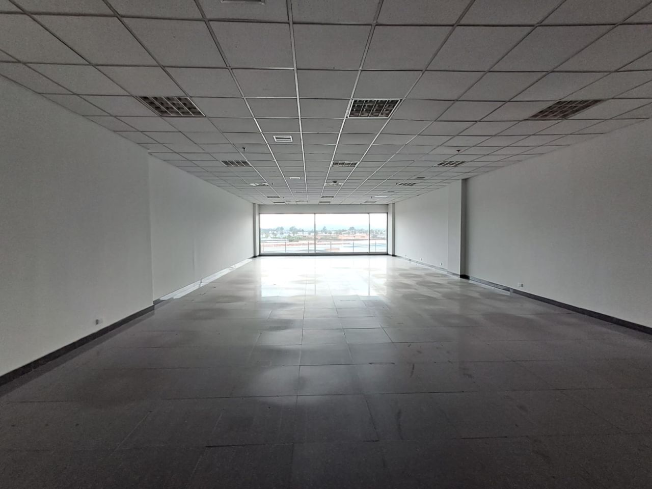 Oficina en arriendo Cundinamarca Bogotá Predio Caldas 162 m2 Habitaciones 0 Baños 1 Garajes 0 Precio $6000000