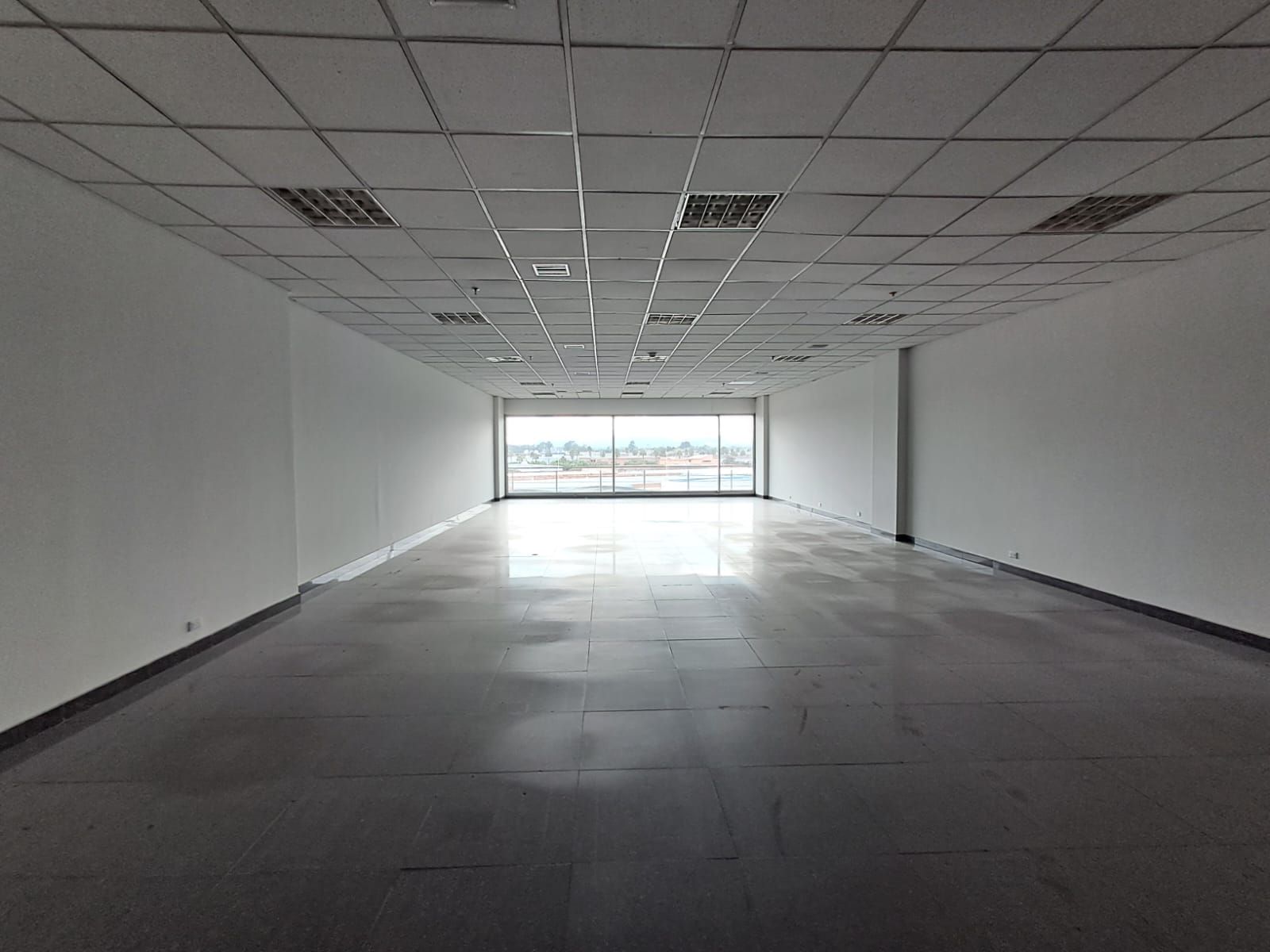 Oficina en arriendo Cundinamarca Bogotá Predio Caldas 162 m2 Habitaciones 0 Baños 1 Garajes 0 Precio $6000000