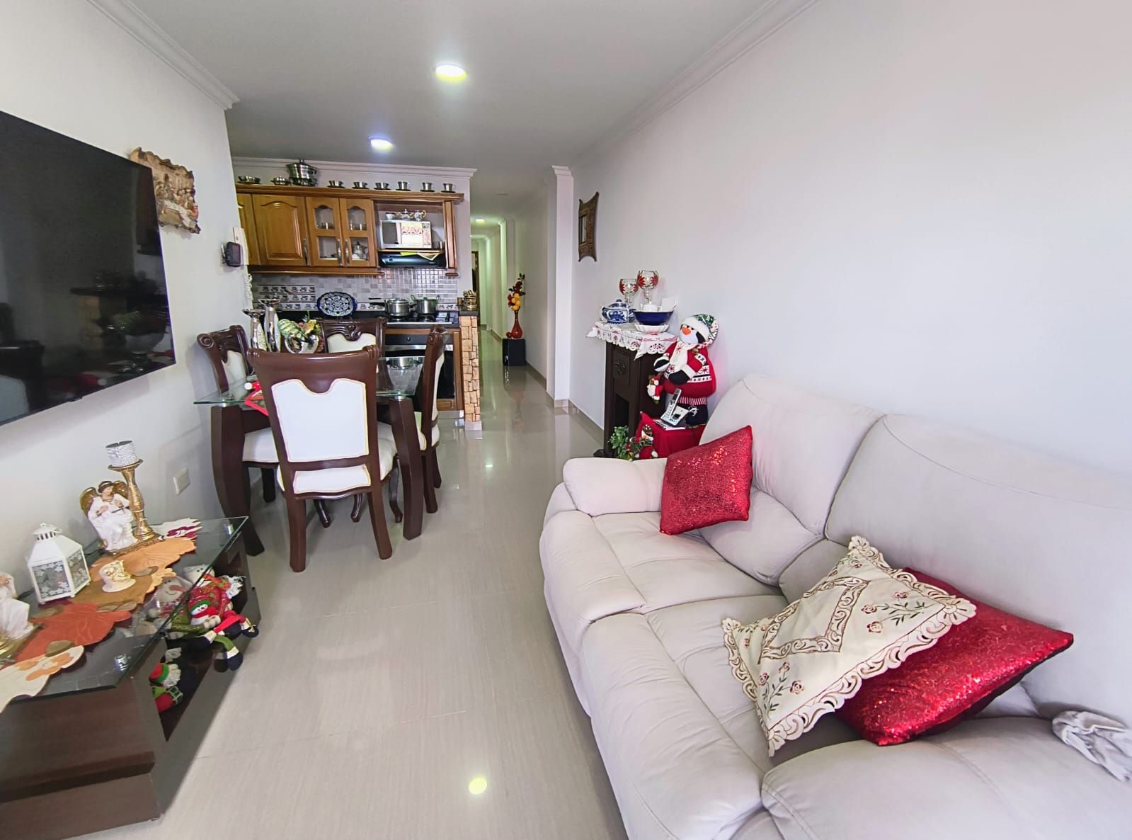 Apartamento en arriendo Antioquia Itagüí Samaria Et I 72 m2 Habitaciones 3 Baños 2 Garajes 0 Precio $2100000