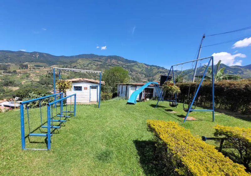 Lote en venta Antioquia Medellín San Cristobal 416 m2 Habitaciones 0 Baños 6 Garajes 0 Precio $1100000000