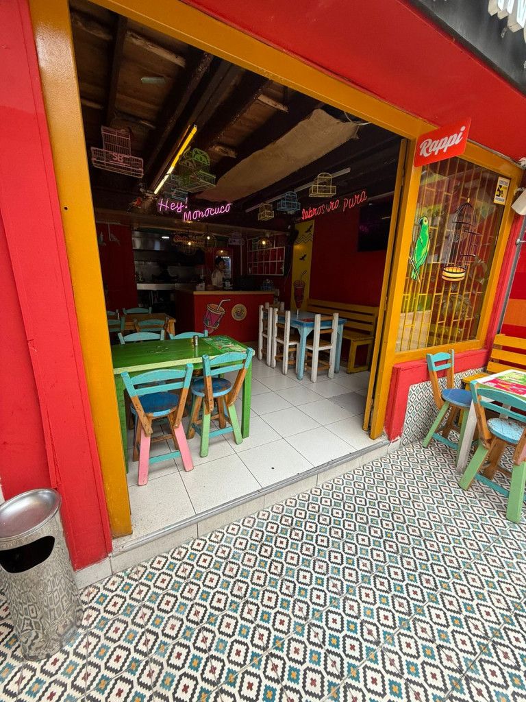 Local en arriendo Cundinamarca Bogotá El Espartillal 180 m2 Habitaciones 0 Baños 4 Garajes 0 Precio $15000000