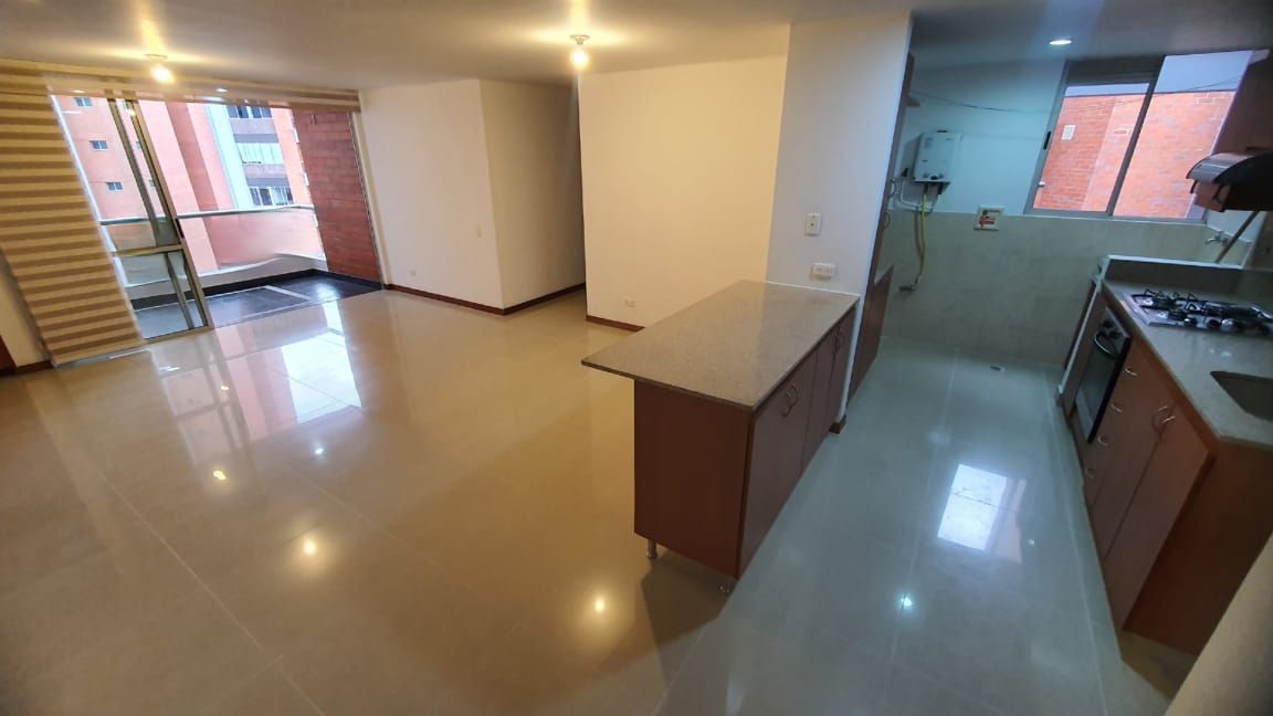 Apartamento en arriendo Antioquia Envigado La Pradera 95 m2 Habitaciones 3 Baños 2 Garajes 1 Precio $3800000