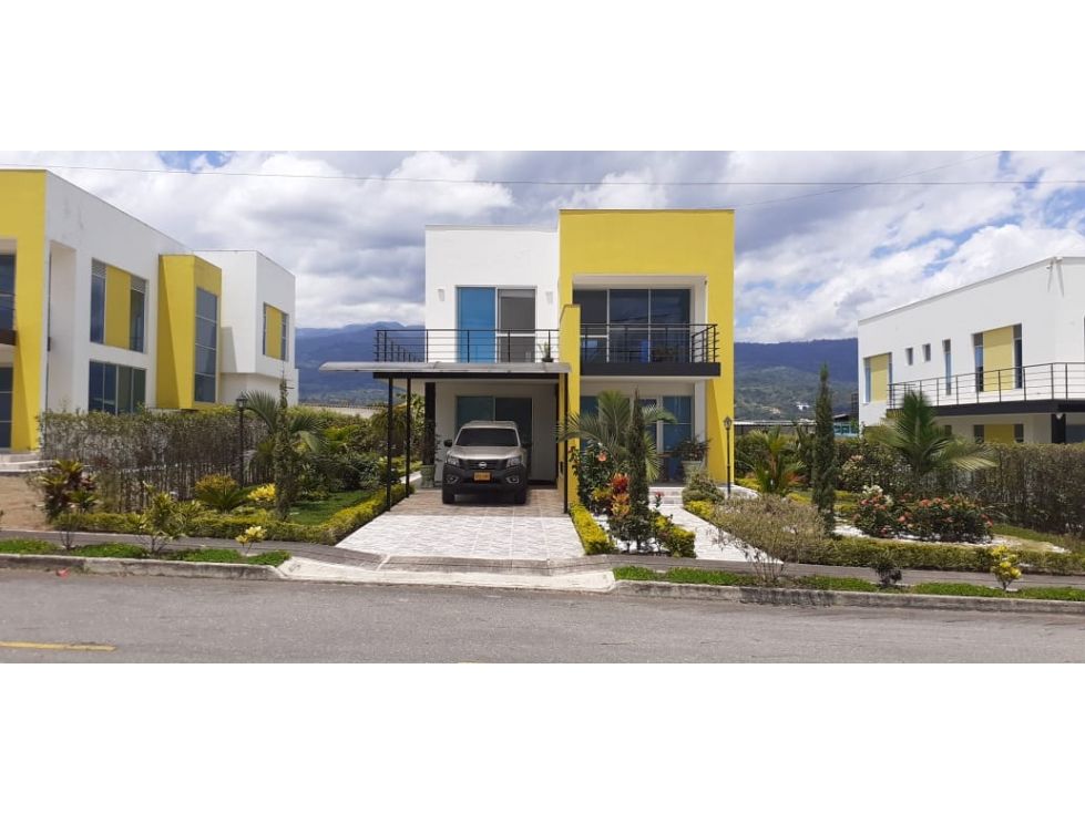 Casa Campestre en venta Cundinamarca Fusagasugá Chinauta 312 m2 Habitaciones 5 Baños 6 Garajes 6 Precio $980000000