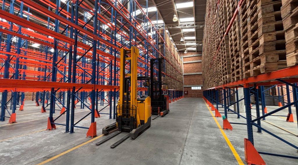 Bodega en venta Cundinamarca Bogotá Cr Sabana Grande Et I 4243 m2 Habitaciones 0 Baños 4 Garajes 7 Precio $13789750000