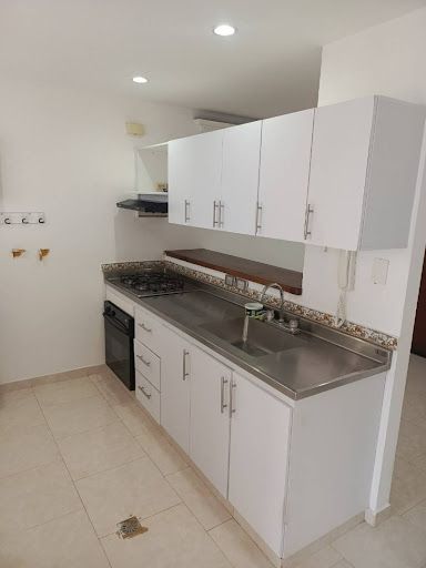 Apartamento en arriendo Antioquia Medellín San Diego 68 m2 Habitaciones 3 Baños 2 Garajes 0 Precio $1500000