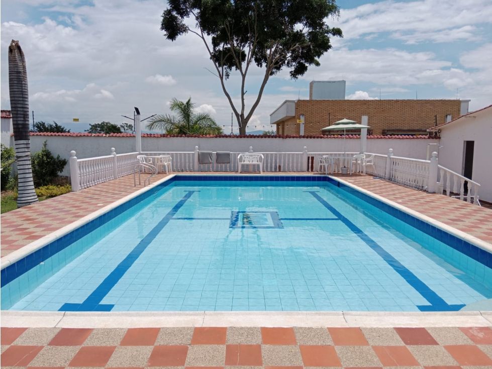 Casa en venta Cundinamarca Fusagasugá Chinauta 870 m2 Habitaciones 8 Baños 4 Garajes 4 Precio $600000000