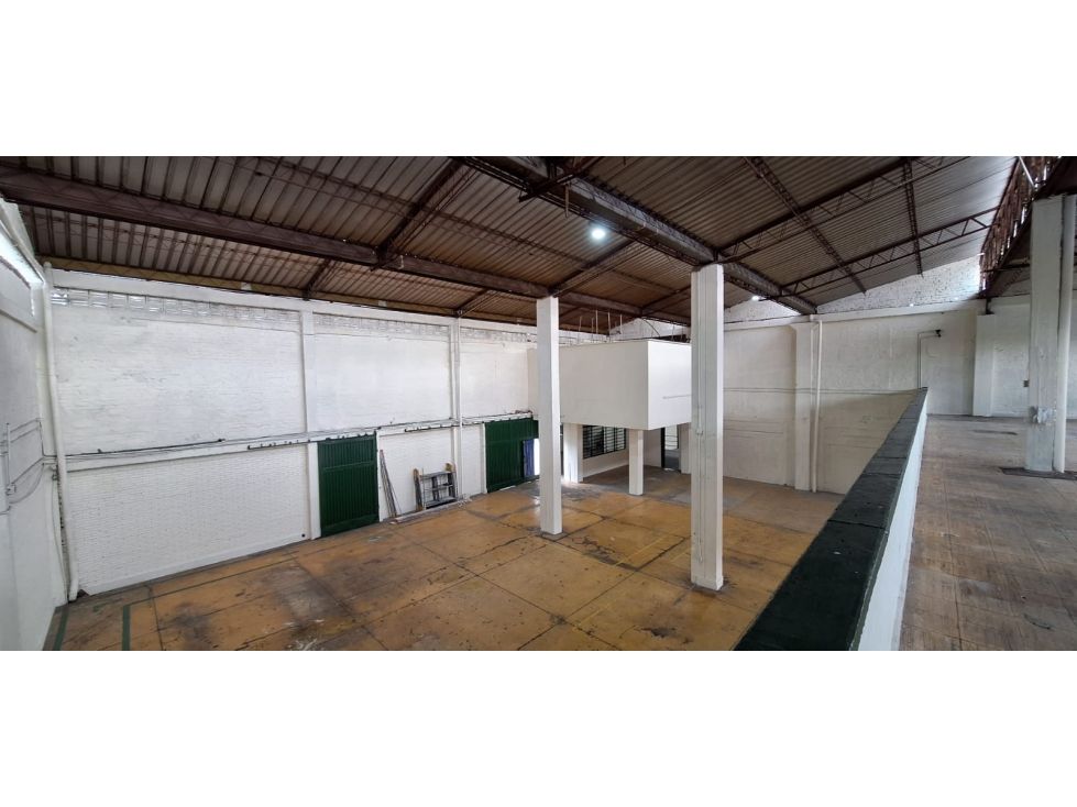 Bodega en arriendo Quindío Armenia Miraflores 1000 m2 Habitaciones 0 Baños 4 Garajes 4 Precio $20000000