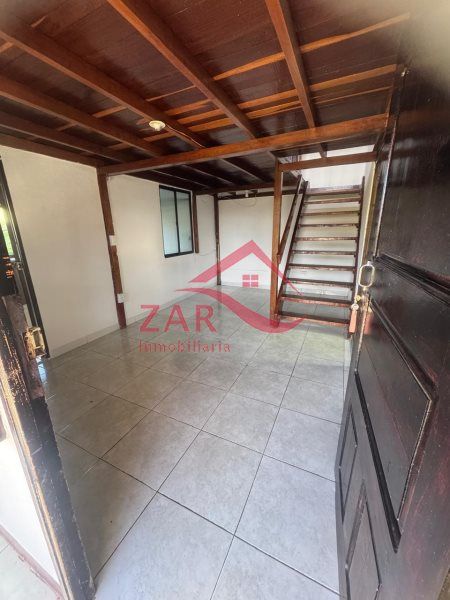 Casa en arriendo Antioquia Medellín Medellín 200 m2 Habitaciones 3 Baños 1 Garajes 2 Precio $2300000