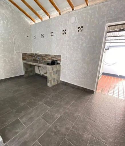 Local en arriendo Antioquia Envigado La Mesa 56 m2 Habitaciones 0 Baños 1 Garajes 0 Precio $3400000