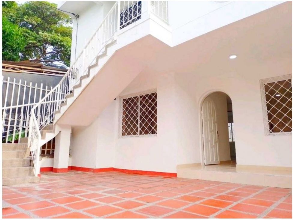 Casa en venta Magdalena Santa Marta Los Cerros 200 m2 Habitaciones 5 Baños 3 Garajes 2 Precio $350000000