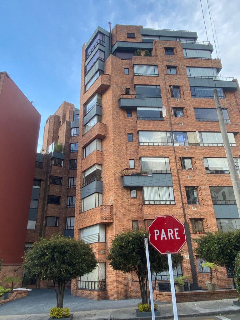 Apartamento en arriendo Cundinamarca Bogotá Bosque Calderón 80 m2 Habitaciones 2 Baños 2 Garajes 1 Precio $4364000