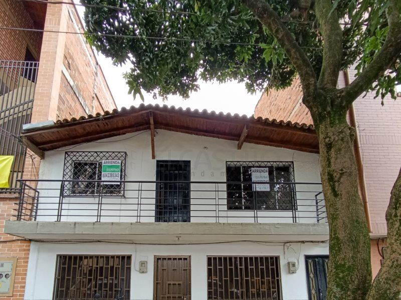 Casa en arriendo Antioquia Medellín Granada 70 m2 Habitaciones 3 Baños 1 Garajes 0 Precio $2450000