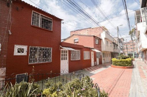 Casa en arriendo Cundinamarca Bogotá Super Manzana 9a 65 m2 Habitaciones 3 Baños 1 Garajes 0 Precio $1650000