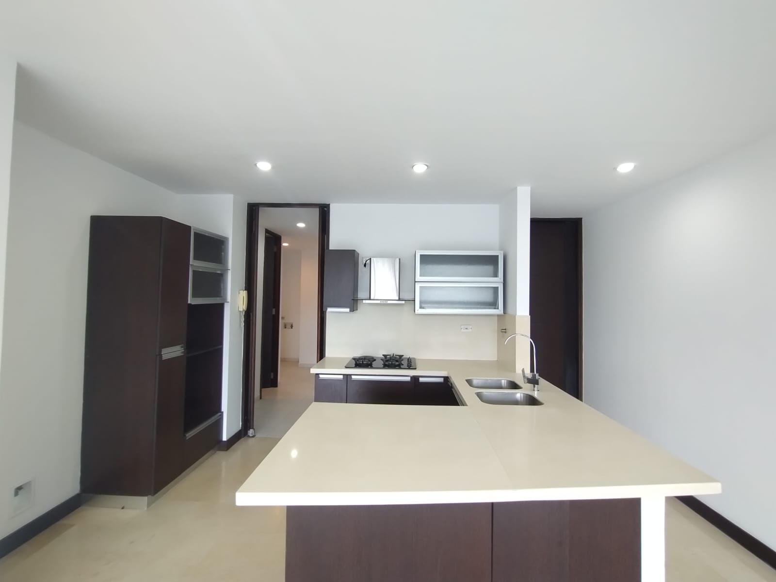 Casa en arriendo Antioquia Sabaneta Vereda La Doctora 100 m2 Habitaciones 2 Baños 4 Garajes 0 Precio $3500000