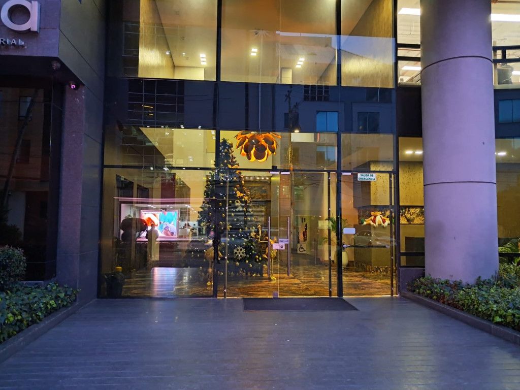 Oficina en arriendo Cundinamarca Bogotá Santa Barbara Oriental 98 m2 Habitaciones 0 Baños 2 Garajes 1 Precio $7840700