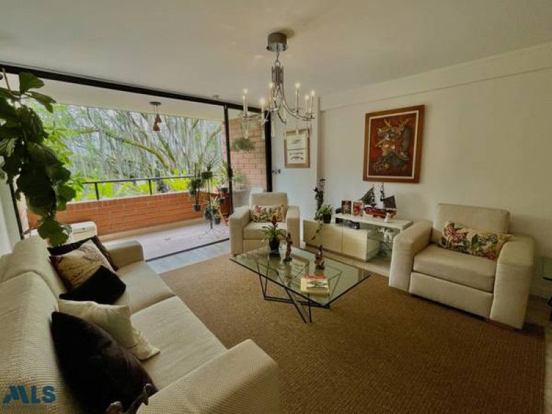 Inmuebles en Remate Apartamento en venta Antioquia Medellín Asomadera No2 115 m2 Habitaciones 3 Baños 2 Garajes 2 Precio $750000000