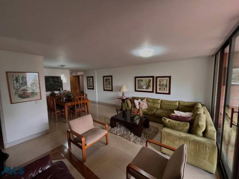 Apartamento en venta Antioquia Medellín El Tesoro 121 m2 Habitaciones 2 Baños 2 Garajes 2 Precio $950000000