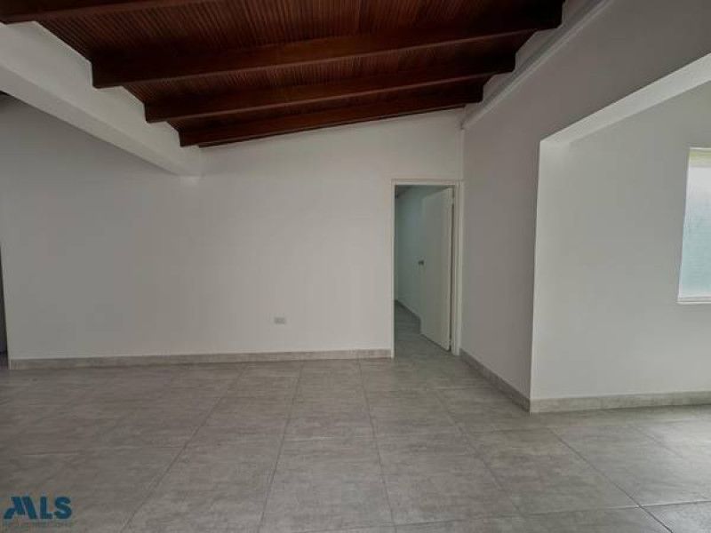 Casa en venta Antioquia Medellín Los Colores 213 m2 Habitaciones 10 Baños 2 Garajes 1 Precio $980000000