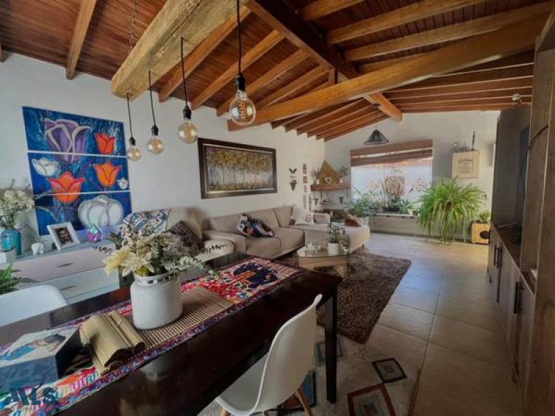 Casa en venta Antioquia Medellín Estadio 150 m2 Habitaciones 3 Baños 2 Garajes 1 Precio $800000000