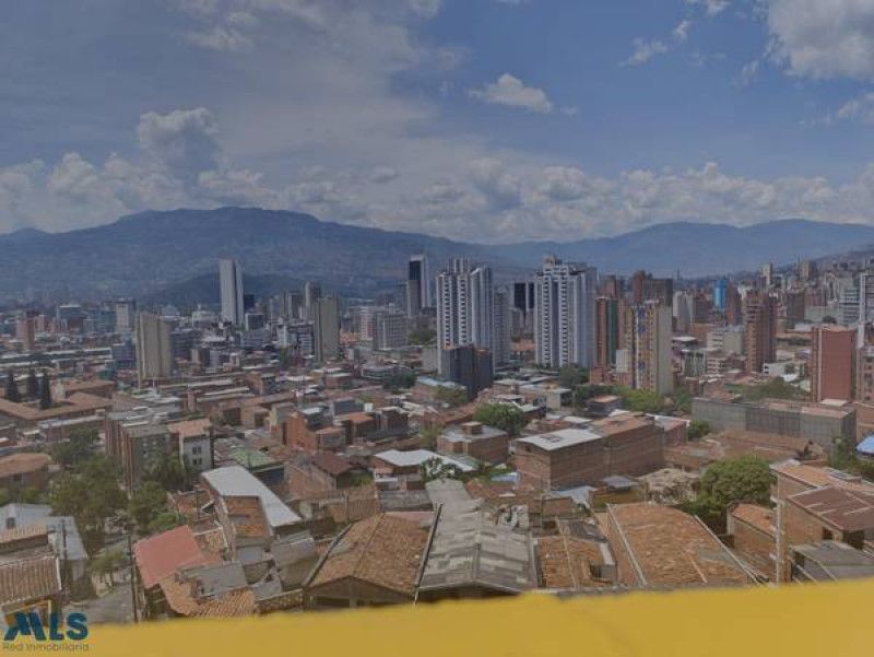 Inmuebles en Remate Casa en venta Antioquia Medellín El Salvador 134 m2 Habitaciones 4 Baños 2 Garajes 0 Precio $470000000