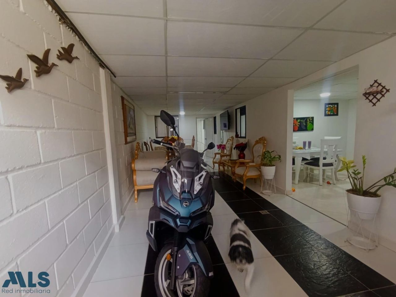 Apartamento en venta Antioquia Medellín San Bernardo 94 m2 Habitaciones 3 Baños 1 Garajes 0 Precio $295000000