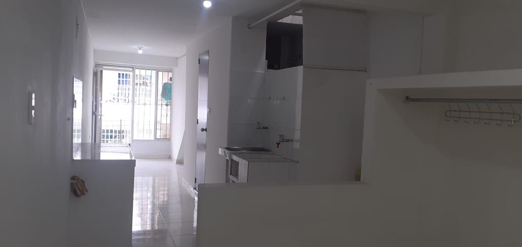Apartaestudio en arriendo Valle Del Cauca Cali Centenario 40 m2 Habitaciones 1 Baños 1 Garajes 1 Precio $750000