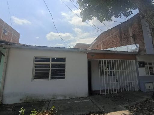 Casa en arriendo Valle Del Cauca Cali Los Naranjos I 152 m2 Habitaciones 3 Baños 2 Garajes 0 Precio $650000