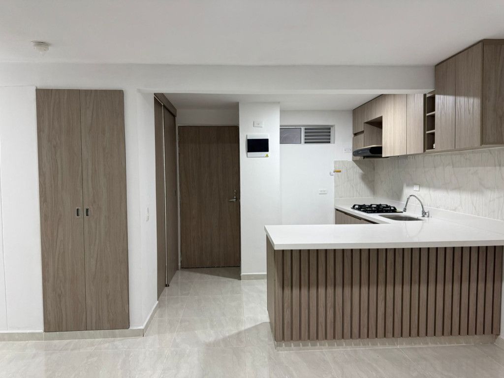 Apartamento en arriendo Antioquia Medellín Santa Rosa De Lima 55 m2 Habitaciones 3 Baños 2 Garajes 0 Precio $2250000