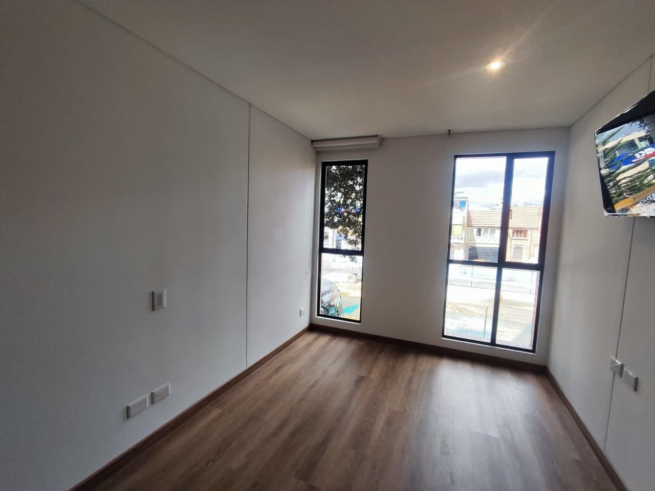 Apartaestudio en arriendo Cundinamarca Bogotá Samper 25 m2 Habitaciones 1 Baños 1 Garajes 0 Precio $2000000