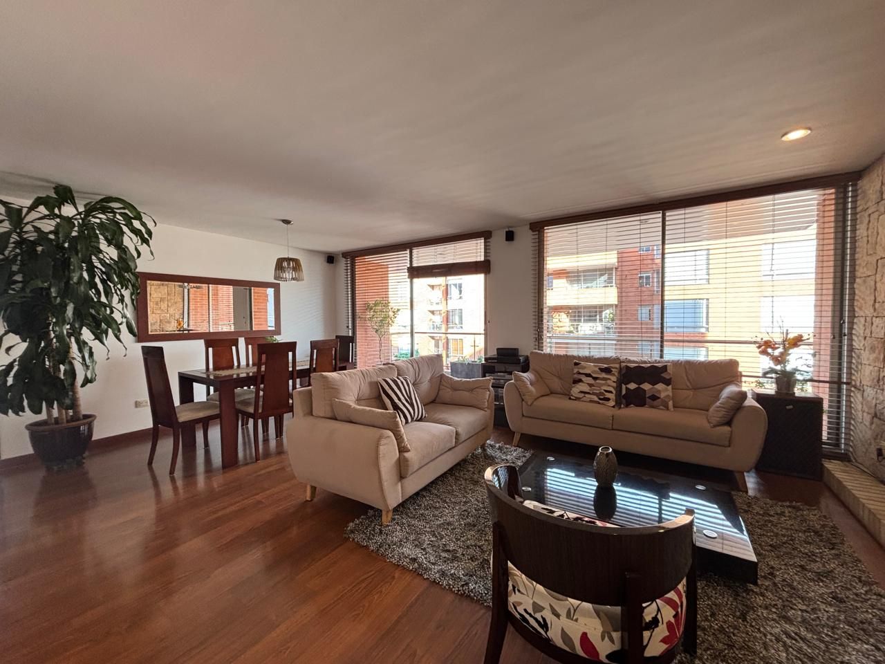 Apartamento en arriendo Cundinamarca Bogotá El Plan 136 m2 Habitaciones 3 Baños 3 Garajes 0 Precio $5200000