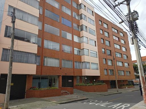 Apartaestudio en venta Cundinamarca Bogotá Chapinero Sur Occidental 52 m2 Habitaciones 1 Baños 1 Garajes 1 Precio $378000000