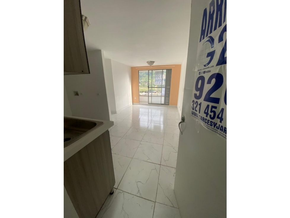 Apartamento en venta Antioquia Bello Urbanización El Trebol 53 m2 Habitaciones 3 Baños 2 Garajes 1 Precio $255000000