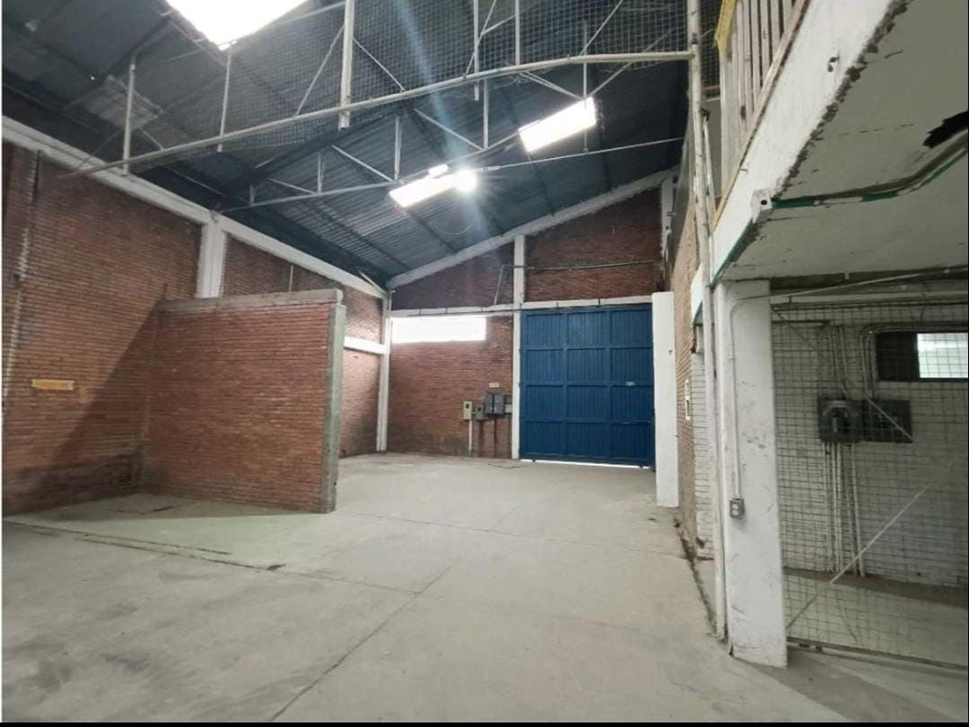 Bodega en arriendo Cundinamarca Bogotá Paloquemao 1460 m2 Habitaciones 0 Baños 3 Garajes 0 Precio $31000000