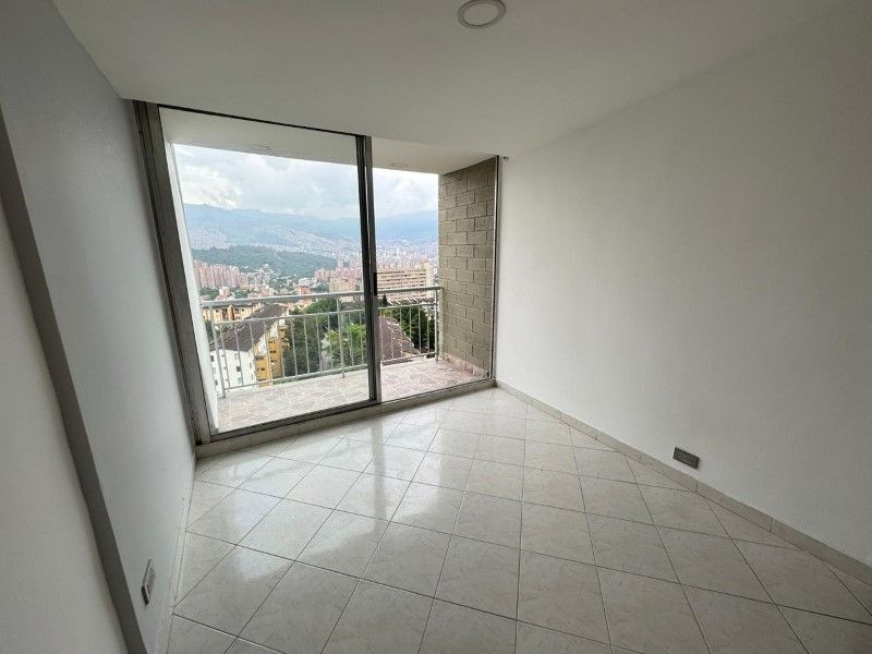 Apartamento en venta Antioquia Medellín Santa Rosa De Lima 55 m2 Habitaciones 2 Baños 1 Garajes 0 Precio $270000000