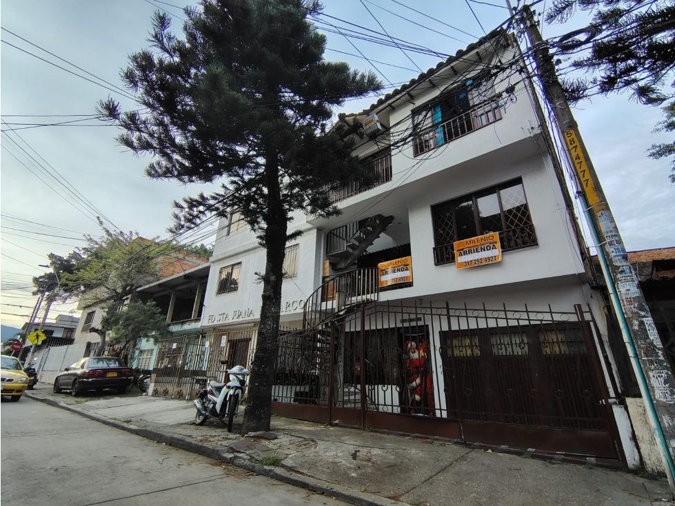 Apartamento en arriendo Valle Del Cauca Cali San Judas Tadeo I 120 m2 Habitaciones 3 Baños 2 Garajes 0 Precio $1200000