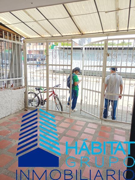 Local en arriendo Antioquia Medellín Rosales 28 m2 Habitaciones 0 Baños 1 Garajes 0 Precio $1800000
