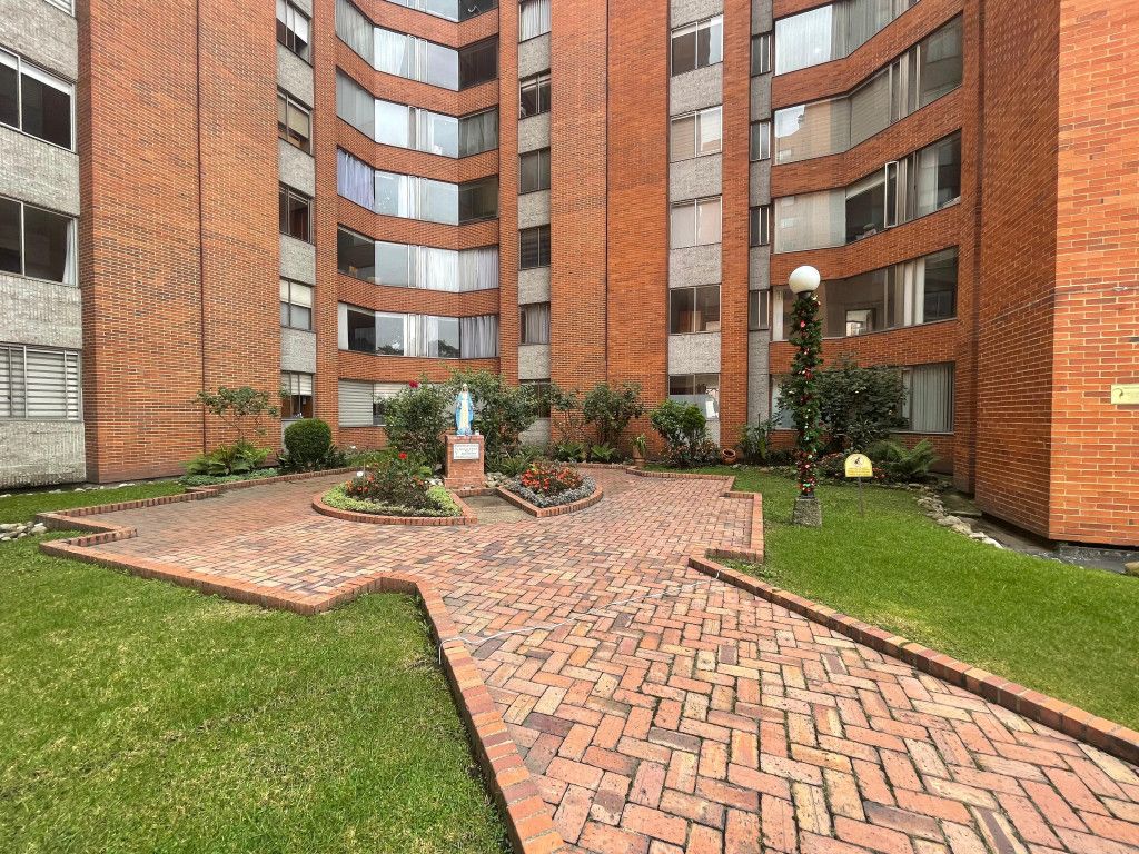 Apartamento en venta Cundinamarca Bogotá Parque Popular Salitre 81 m2 Habitaciones 3 Baños 2 Garajes 1 Precio $648000000