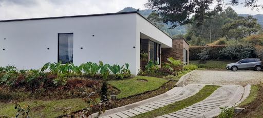 Casa en venta Antioquia La Ceja La Ceja 266 m2 Habitaciones 3 Baños 4 Garajes 2 Precio $2300000000