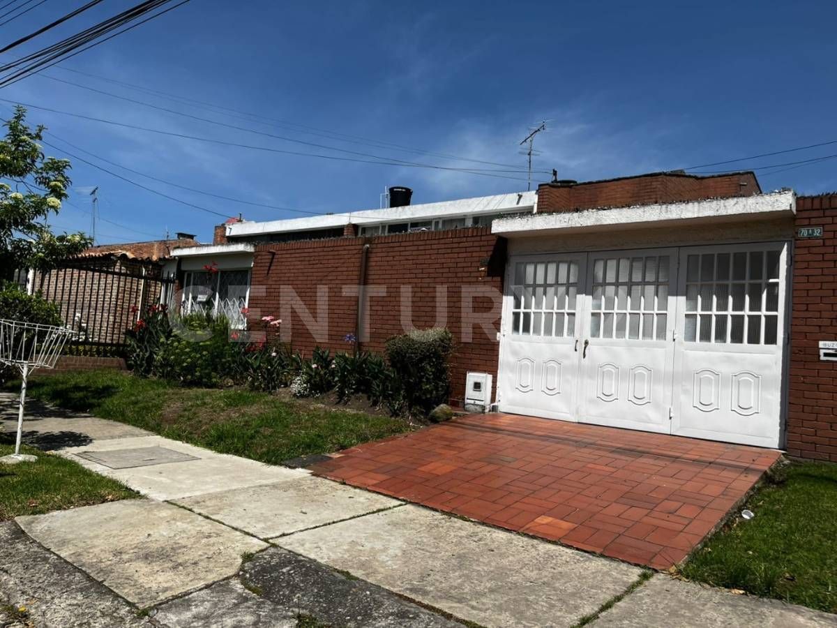 Casa en venta Cundinamarca Bogotá Niza 390 m2 Habitaciones 6 Baños 4 Garajes 2 Precio $980000000